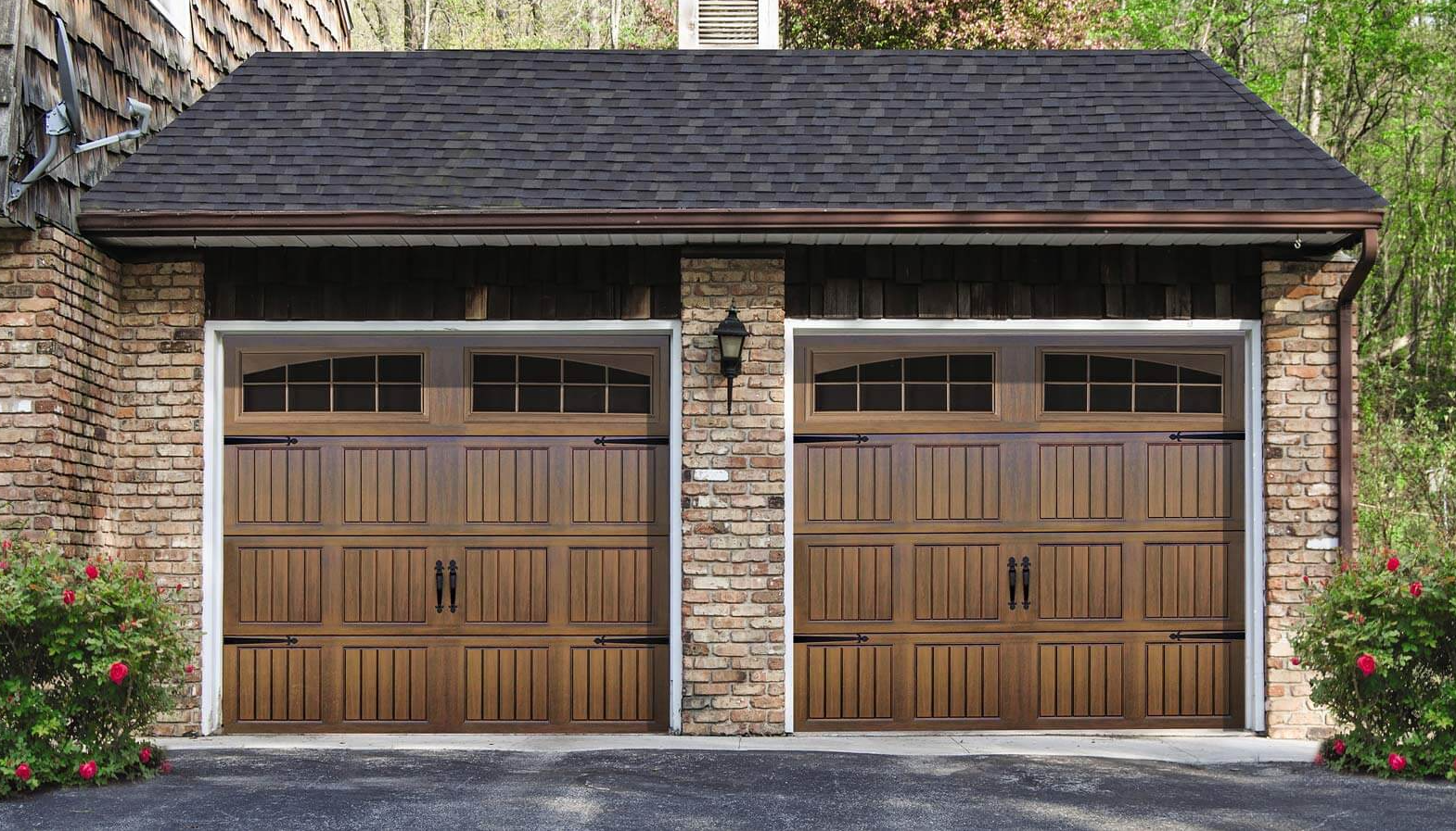 customize garage doors